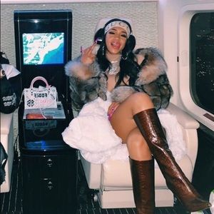 Meet your Posher, Lashae